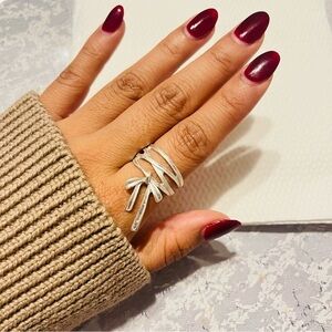 Ballerina silver tie ring
